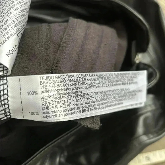 ✨🆕Zara🆕✨ | Black faux  leather zippered moto lined pants with padded knees - Picture 14 of 16